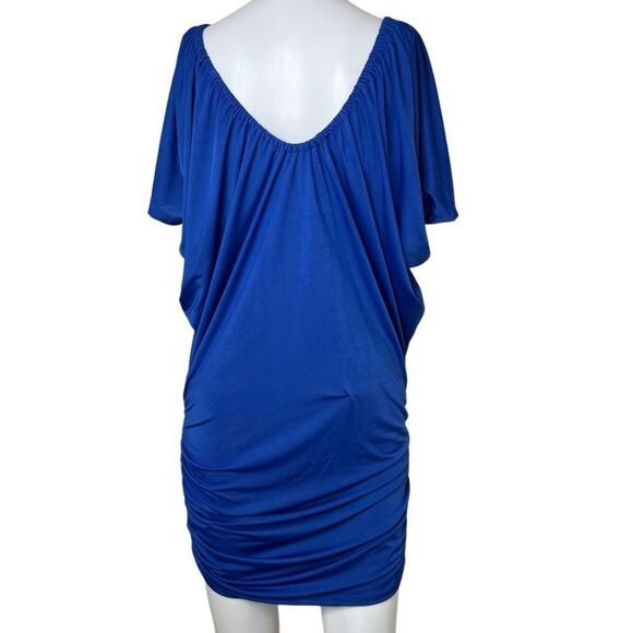 Elegant Blue Dress - Picture 3 of 3